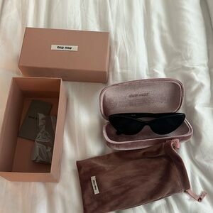 Mid Miu Cateye sunglasses